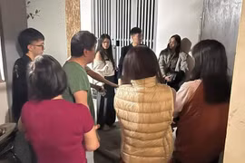 Xử lý nhanh vụ cháy trong đêm tại ngõ nhỏ phố Đội Cấn