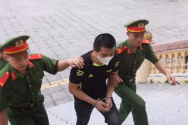 Làm quen qua mạng xã hội, bé gái 11 tuổi bị nam thanh niên dở trò “yêu” nhiều lần