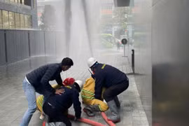 Phối hợp xử lý nhanh tình huống giả định cháy nguy hiểm tại tòa nhà IDMC