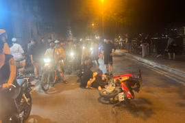 Tạm giữ hình sự lái máy xúc gây tai nạn khiến một người tử vong