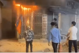 Đề xuất khen thưởng 3 nhân viên quán bia nhanh trí dập tắt ngọn lửa trong đêm tôi