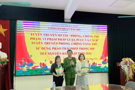 Tuyên truyền đảm bảo an toàn cháy, nổ, không tàng trữ pháo trái phép, cho học sinh