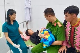 Thượng tá Công an hỗ trợ sản phụ 'trở dạ' thành công trên đường đi công tác