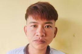 Vờ hỏi mua xe máy rồi chiếm đoạt