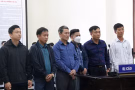 Khai khống khối lượng thanh toán gói thầu, nhóm bị cáo lĩnh 96 tháng tù
