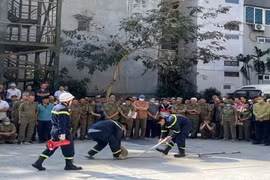 Lực lượng tham gia bảo vệ an ninh trật tự cơ sở thực hành xử lý hoả hoạn