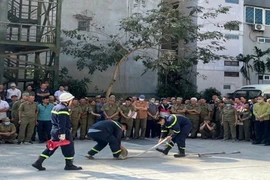 Lực lượng tham gia bảo vệ an ninh trật tự cơ sở thực hành xử lý hoả hoạn