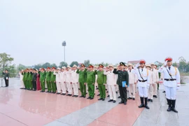 Công an quận Tây Hồ tổ chức Lễ tuyên dương gương điển hình tiên tiến tại Khu lưu niệm Sáu Điều Bác Hồ dạy CAND