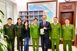 Công an quận Tây Hồ đã bảo toàn được số tiền lớn cho nhiều người dân bị lừa qua mạng