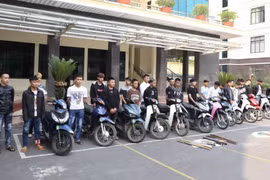 Xử lý nhiều vụ thanh, thiếu niên mang dao, kiếm đi giải quyết mâu thuẫn