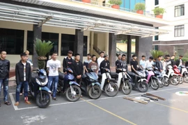 Xử lý nhiều vụ thanh, thiếu niên mang dao, kiếm đi giải quyết mâu thuẫn