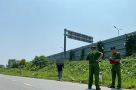 Thực nghiệm hiện trường điều tra vụ nhà báo bị hành hung tại huyện Thanh Trì