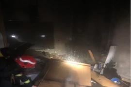 Kịp thời cứu 3 người mắc kẹt trong đám cháy