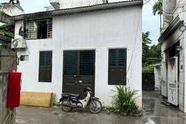 Cả nhà thoát hiểm trong vụ cháy nhờ mở lối thoát nạn thứ 2 tại cửa sổ