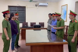 Xử lý người đăng tin trên mạng xã hội xúc phạm, vu khống lãnh đạo