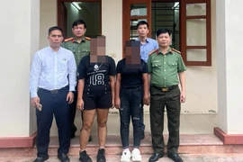 Trao trả 2 phụ nữ Campuchia nhập cảnh trái phép