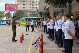 Tuyên truyền, trang bị kỹ năng phòng ngừa hỏa hoạn tại bến xe Mỹ Đình