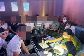 Phát hiện hàng trăm 'dân bay' cùng nhiều ma túy tại 3 tụ điểm chơi đêm