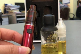 Phát hiện thủ đoạn bơm tinh dầu chứa chất ma tuý vào thuốc lá điện tử