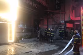 Kịp thời hướng dẫn hơn 20 người thoát nạn khỏi vụ cháy khách sạn tại quận Nam Từ Liêm