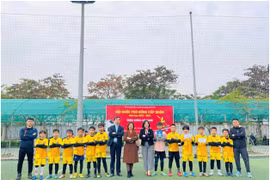 Chung kết Giải bóng đá nam Hội khỏe Phù Đổng quận Long Biên năm học 2023-2024