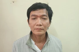 Khởi tố đối tượng bôi chất phóng xạ vào...thiết bị đánh bạc bịp