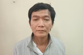 Khởi tố đối tượng bôi chất phóng xạ vào...thiết bị đánh bạc bịp