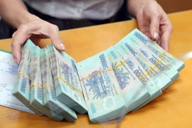 Người đàn ông ở Hà Nội mất trắng 2,2 tỷ đồng