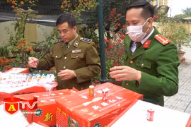 Phát hiện hơn 10 tấn bánh kẹo không rõ nguồn gốc