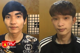 Hai anh em họ rủ nhau đi trộm cắp xe máy điện