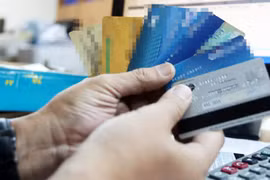 Mụ mị, cả tin mất hàng trăm triệu đồng