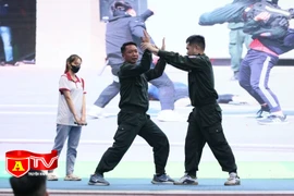 Phổ biến kiến thức pháp luật và truyền đạt kỹ năng tự vệ cho sinh viên