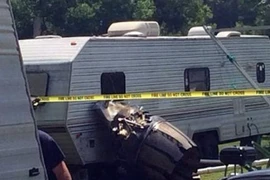 F-16 Mỹ va chạm với máy bay dân sự, rơi tại South Carolina