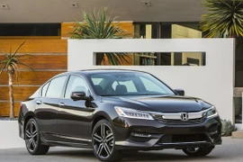 Honda Accord 2016: Thiết kế mới mẻ, công nghệ hiện đại
