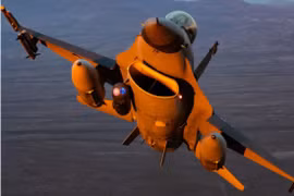 Hệ thống tác chiến điện tử IVEWS giúp tiêm kích F-16 'miễn nhiễm' tên lửa đối phương