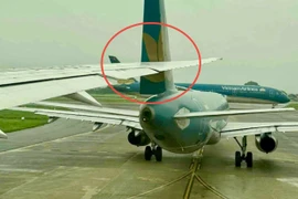 Hai máy bay va chạm tại sân bay quốc tế Nội Bài