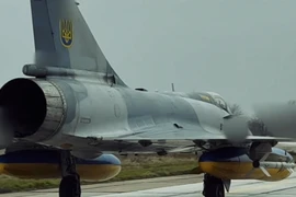 Ukraine lần đầu sử dụng tiêm kích Mirage 2000 Pháp viện trợ, bắn hạ tên lửa Nga