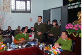 Cuộc hội ngộ ấm tình đồng chí