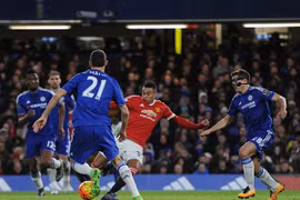 Chelsea và M.U chia điểm sau trận thư hùng