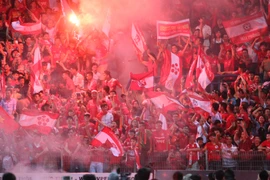 Ban tổ chức sân Hàng Đẫy chắn chắn bị phạt tiền