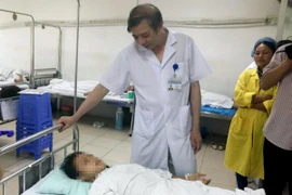 "Giải cứu" bé gái bị ứ máu kinh vì dị dạng thiếu 1/3 dưới âm đạo