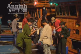 Quảng Ngãi: Hai ngư dân tử vong do lặn 