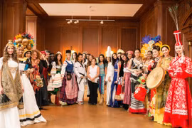 HHTG 2014: Ngày đầu tiên của Nguyễn Thị Loan ở xứ sở xương mù