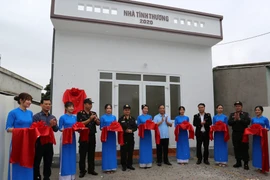 Mái ấm nghĩa tình quân dân