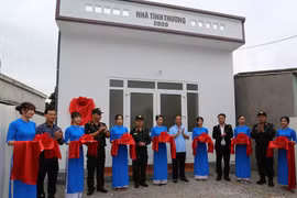 Mái ấm nghĩa tình quân dân