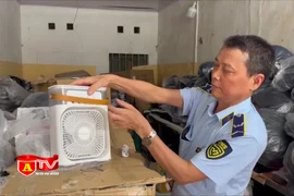 Tạm giữ gần 5000 thiết bị điện không rõ nguồn gốc