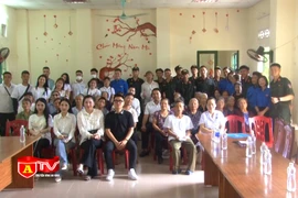 Mang yêu thương đến với các bệnh nhân phong