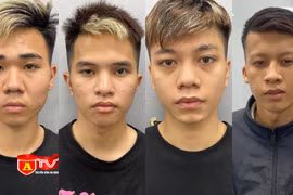 Khởi tố nhóm đối tượng mang kiếm diễu phố, gây rối tự công cộng