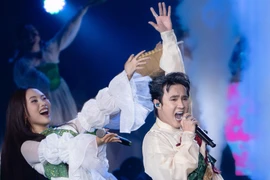 Khoảnh khắc "bùng nổ" của Phương Mỹ Chi trên sân khấu "Làn Sóng Xanh 2024"