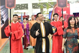 NSND Tự Long đóng "thầy mo" trong phim điện ảnh "Hộ Linh tráng sĩ"